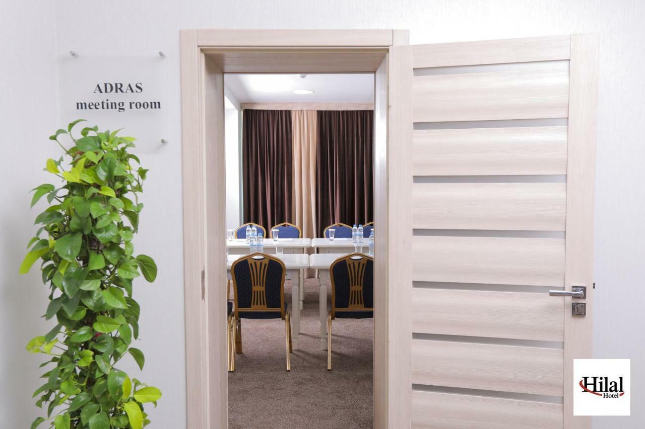Hilal Hotel Tasjkent Buitenkant foto
