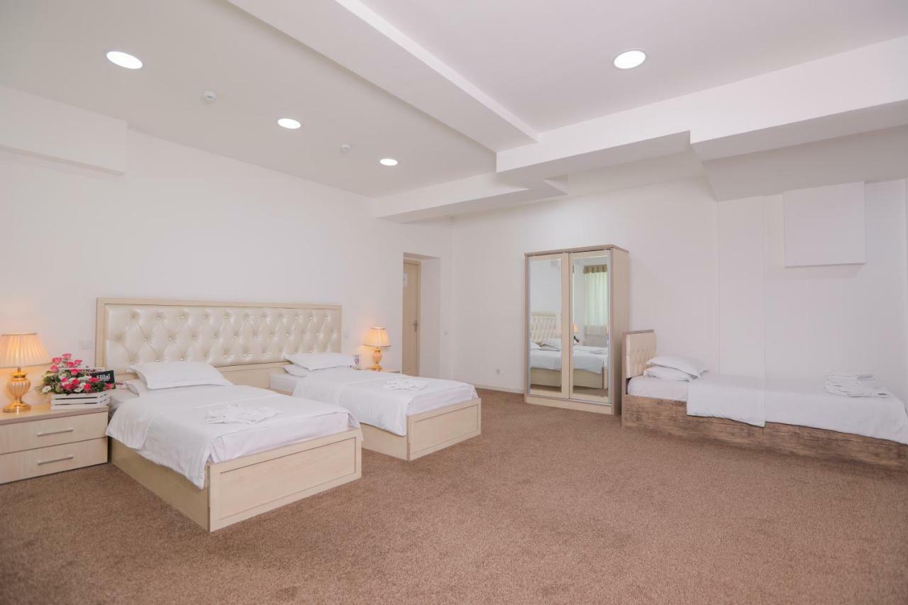 Hilal Hotel Tasjkent Buitenkant foto