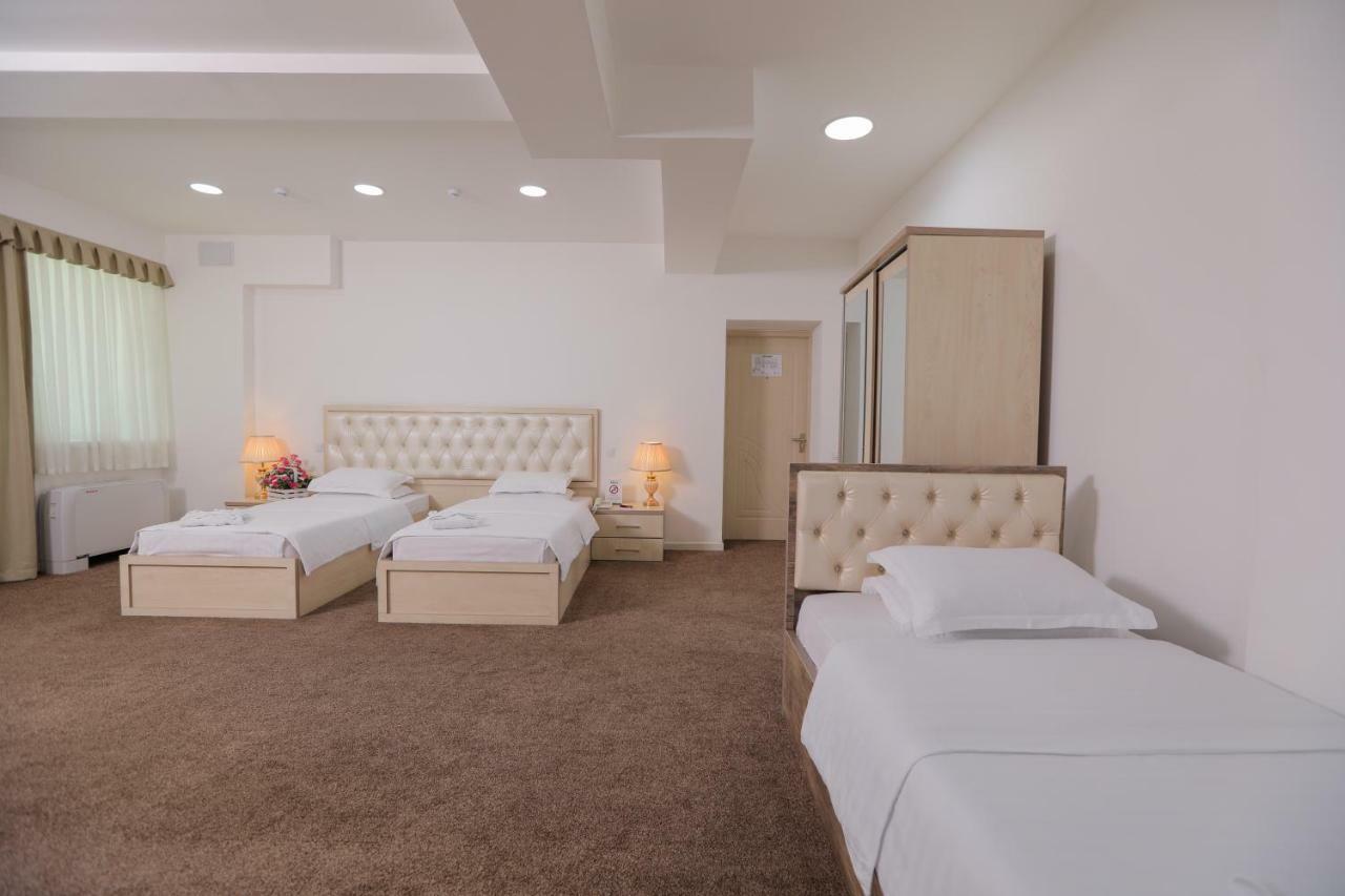 Hilal Hotel Tasjkent Buitenkant foto