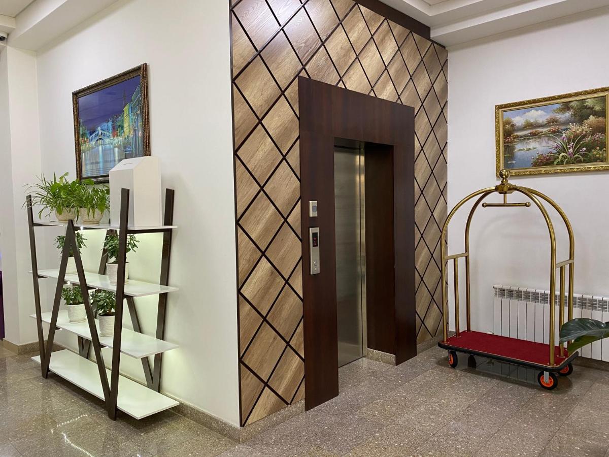 Hilal Hotel Tasjkent Buitenkant foto